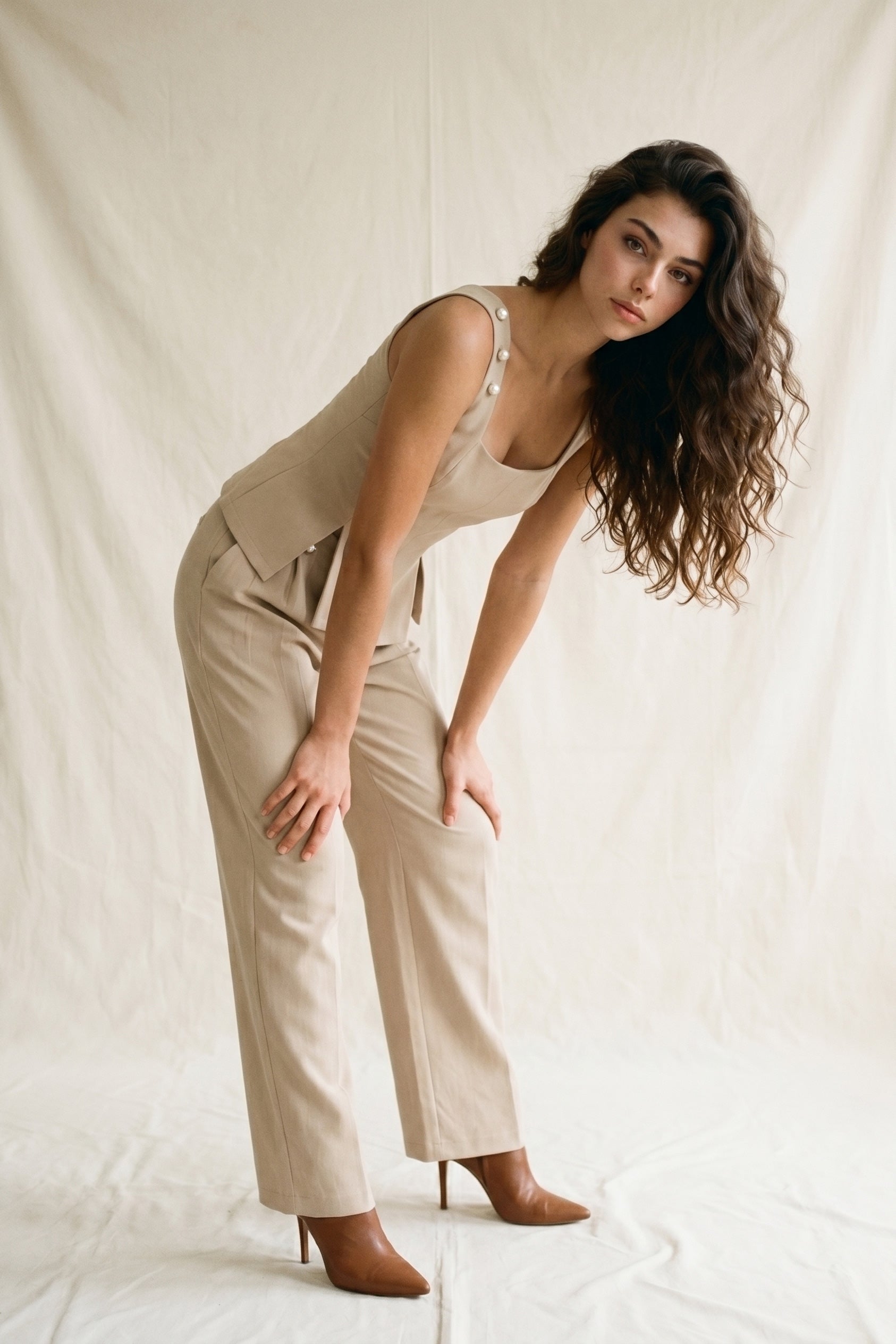 LT TAUPE MODEL4
