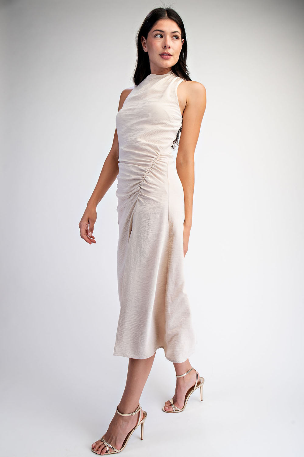 SLEEVELESS RUCHING DETAIL MIDI DRESS W/ SLIT