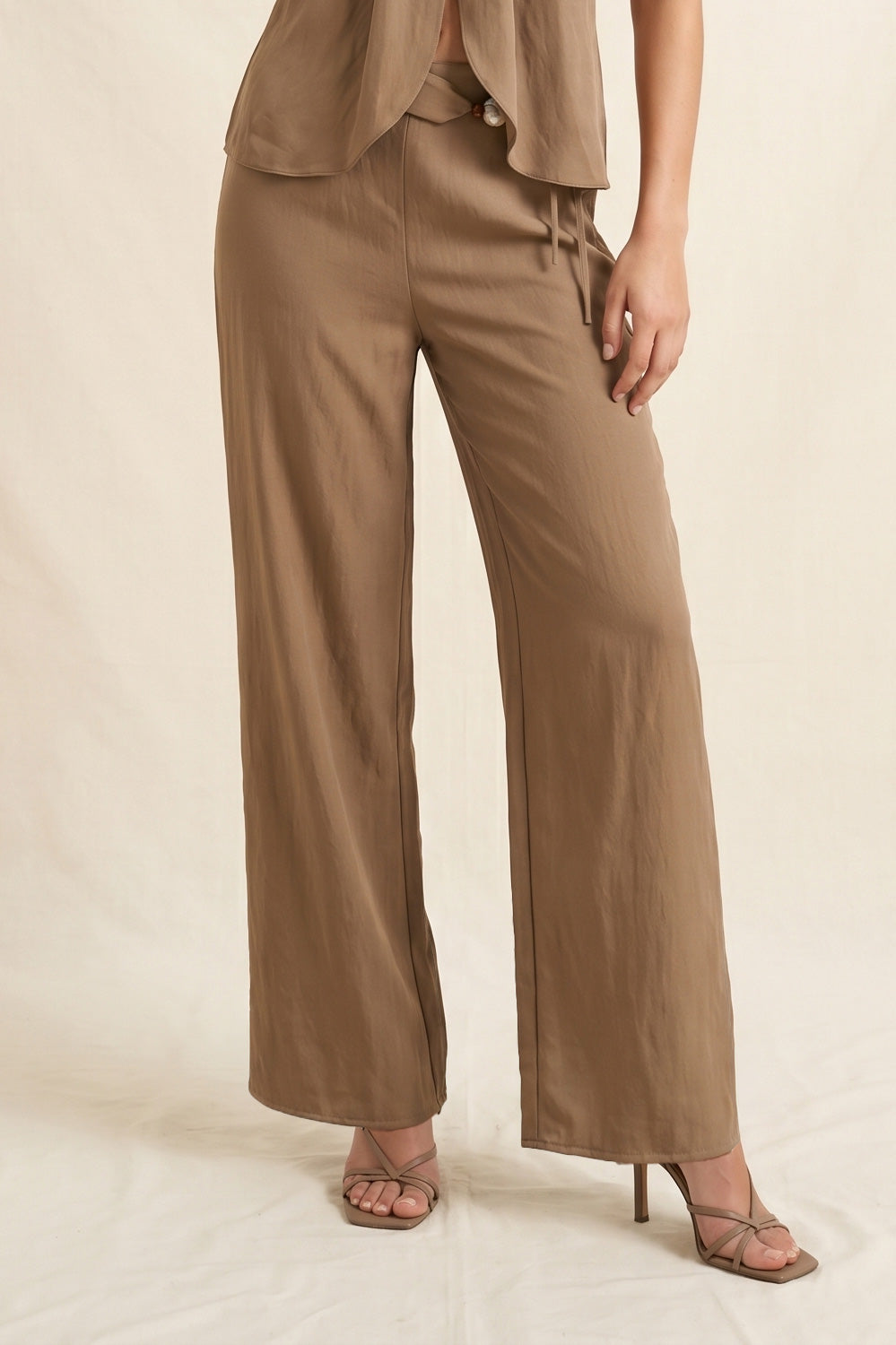 YP10689 MOCHA