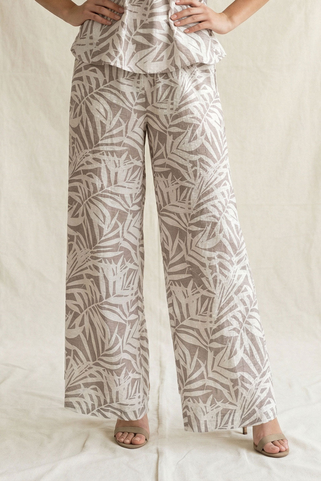 YP8595 LT TAUPE