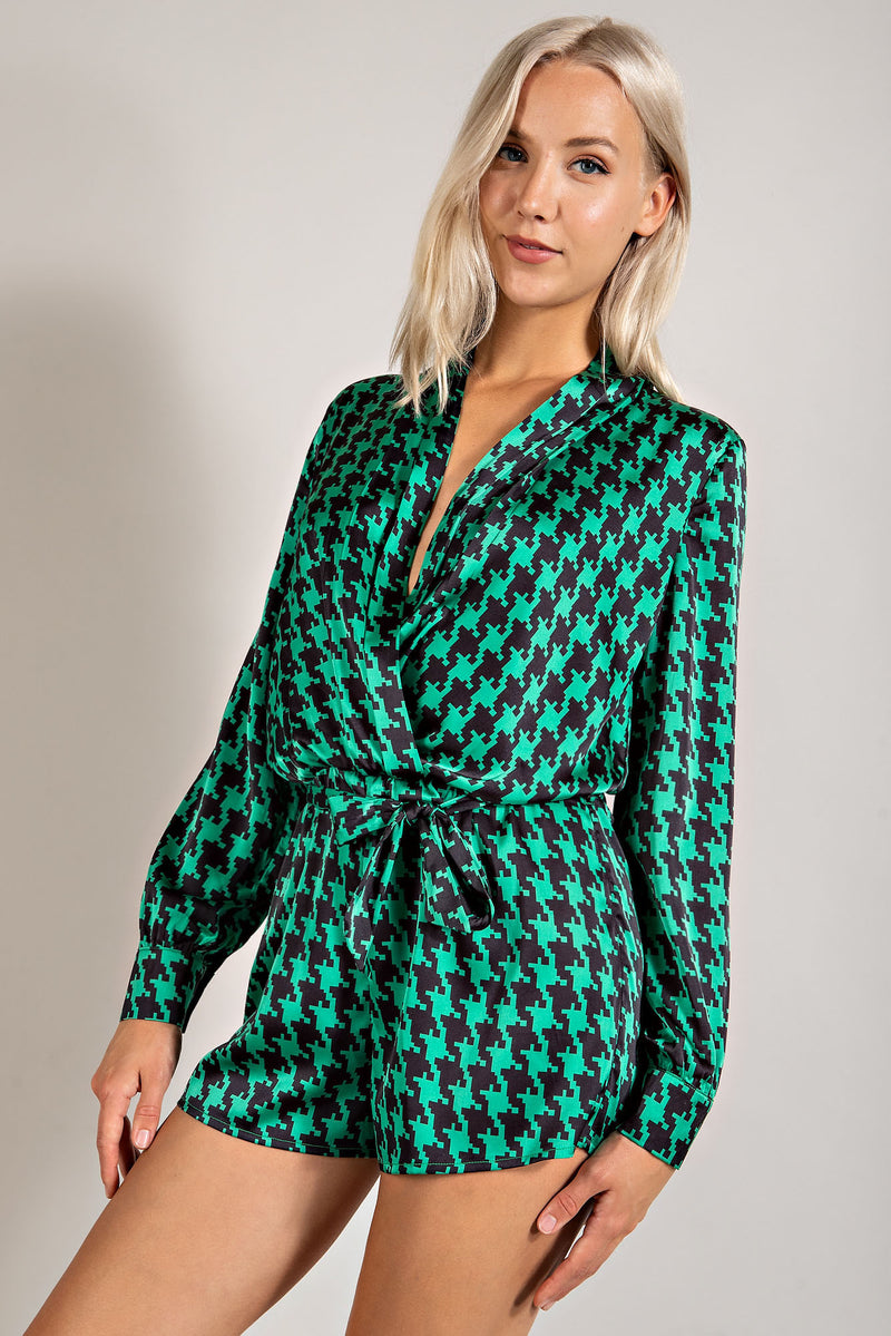 CP2233 SATIN HOUNDSTOOTH LONG SLEEVES ROMPER W/ SHAWL NECK