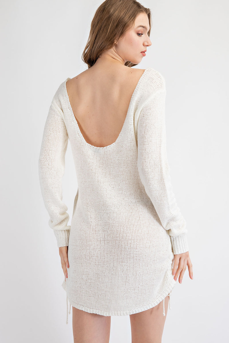 TD1749 LONG SLEEVE RELAXED KNITTED SWEATER WITH OPEN BACK